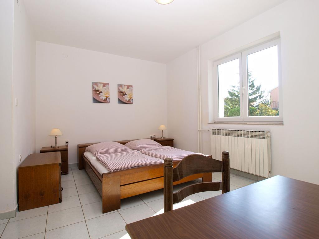 Apartments Zorka 1421 Pjescana Uvala Exteriér fotografie
